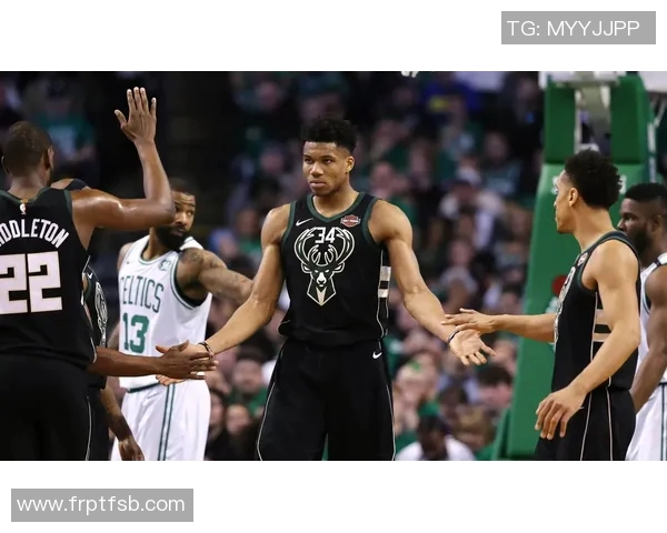 雄鹿大将字母哥连续第二年当选全明星首发球员